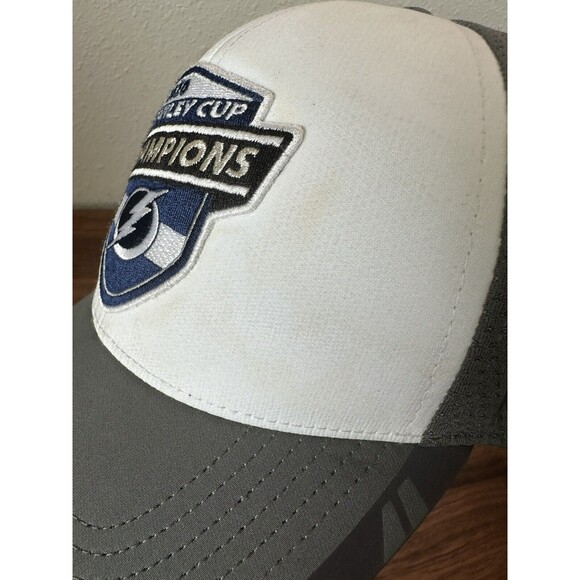 2020 NHL Tampa Bay Lightning Stanley Cup Champions Snap Back Trucker Hat Cap - Picture 2 of 12